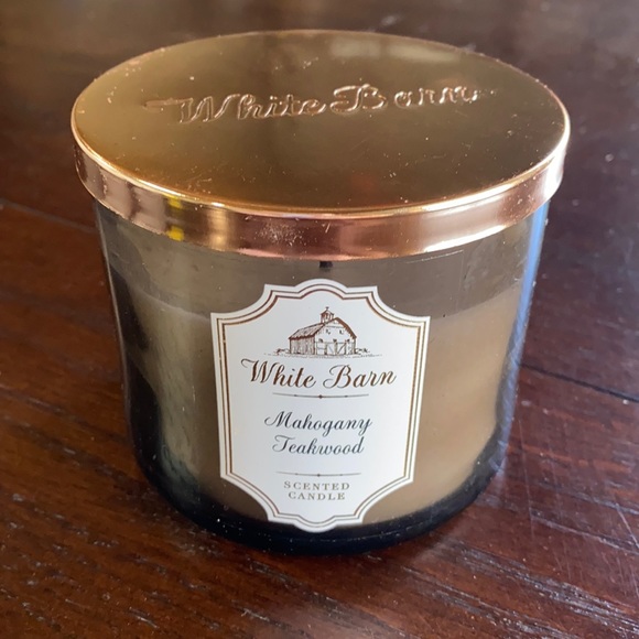 Bath & Body Works White Barn 3 Wick Candle